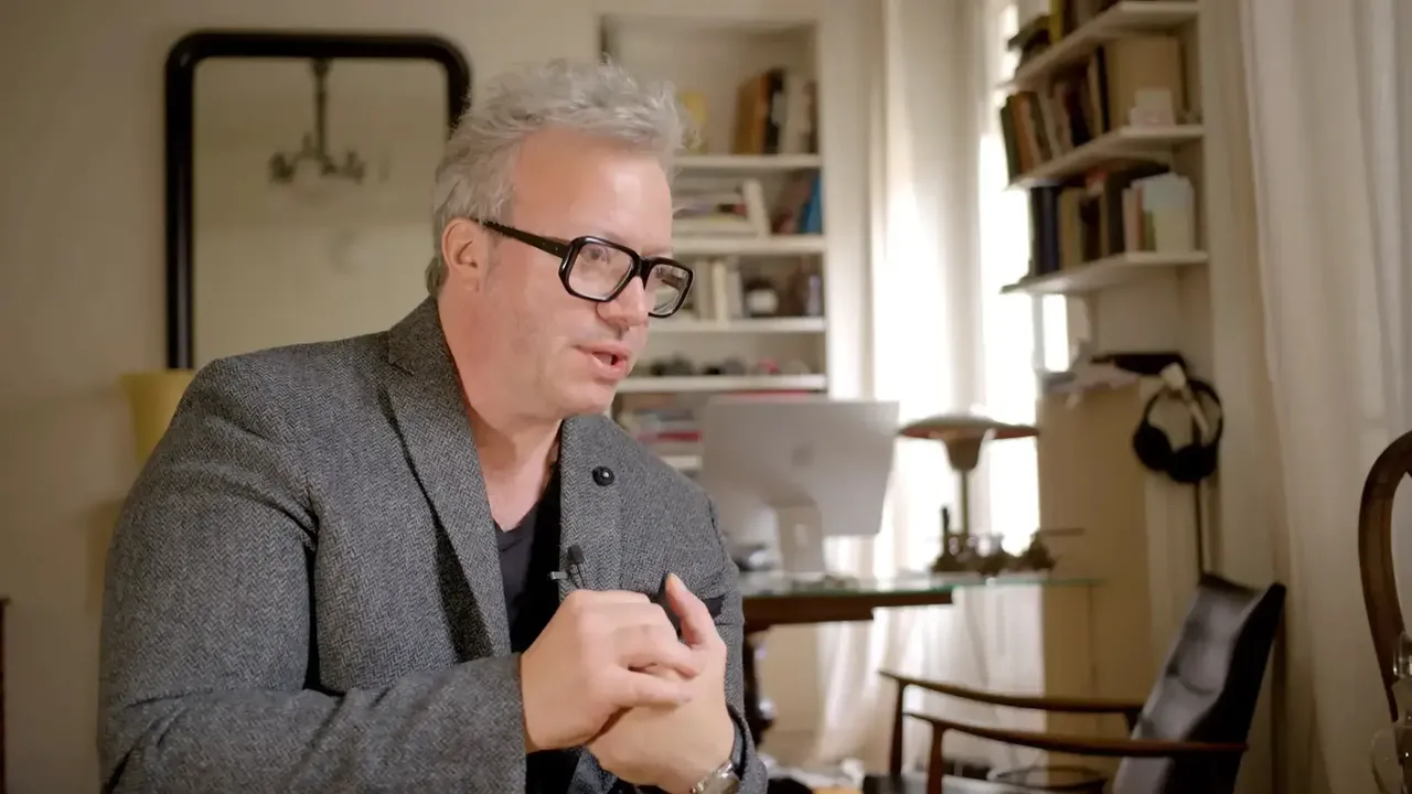 Half-Life 2 art director Viktor Antonov has passed away at age 52